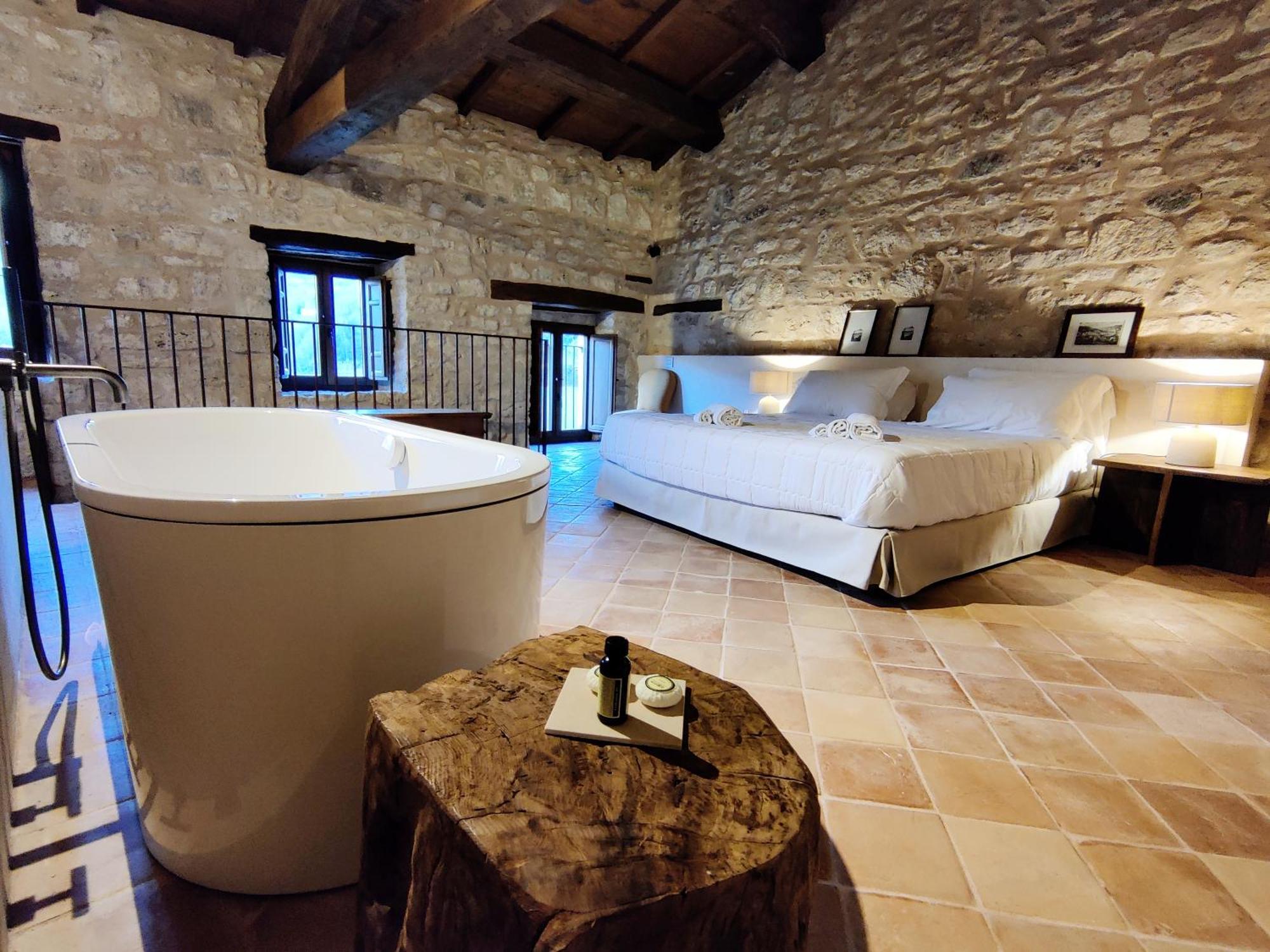 Castel Di Luco Hotel Акуасанта Терме Екстериор снимка